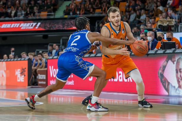 已快速回防 已快速回防