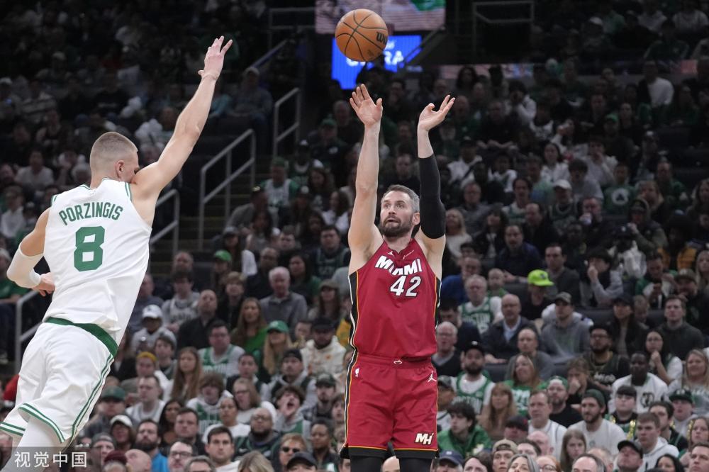 他能够搅乱 他能够搅乱