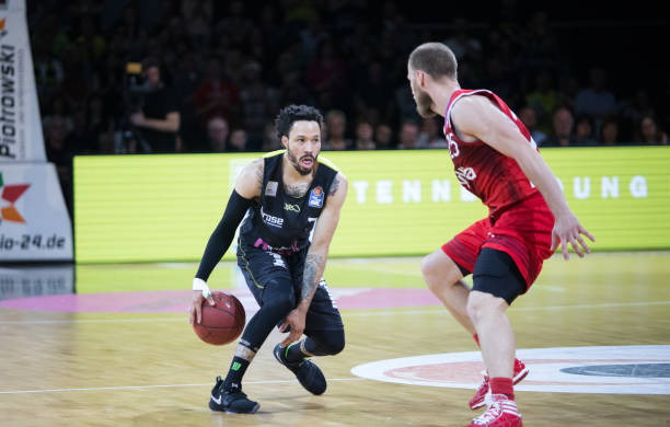 继续滋生 继续滋生