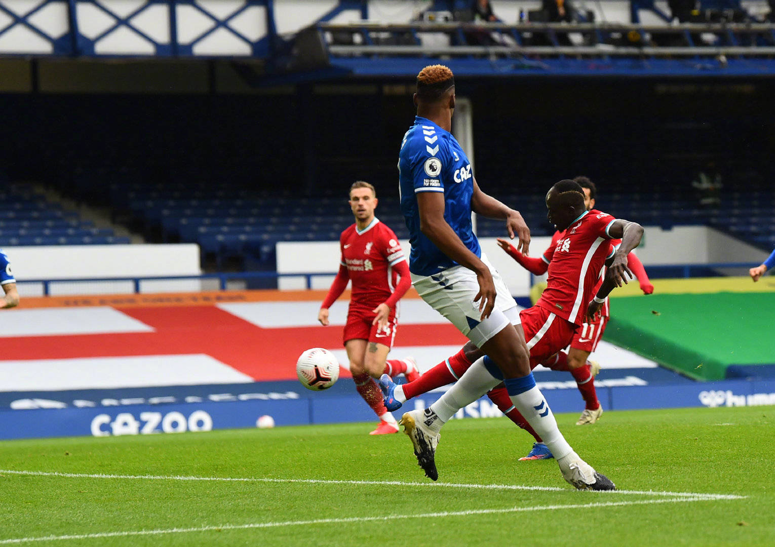 多次被红牌 多次被红牌